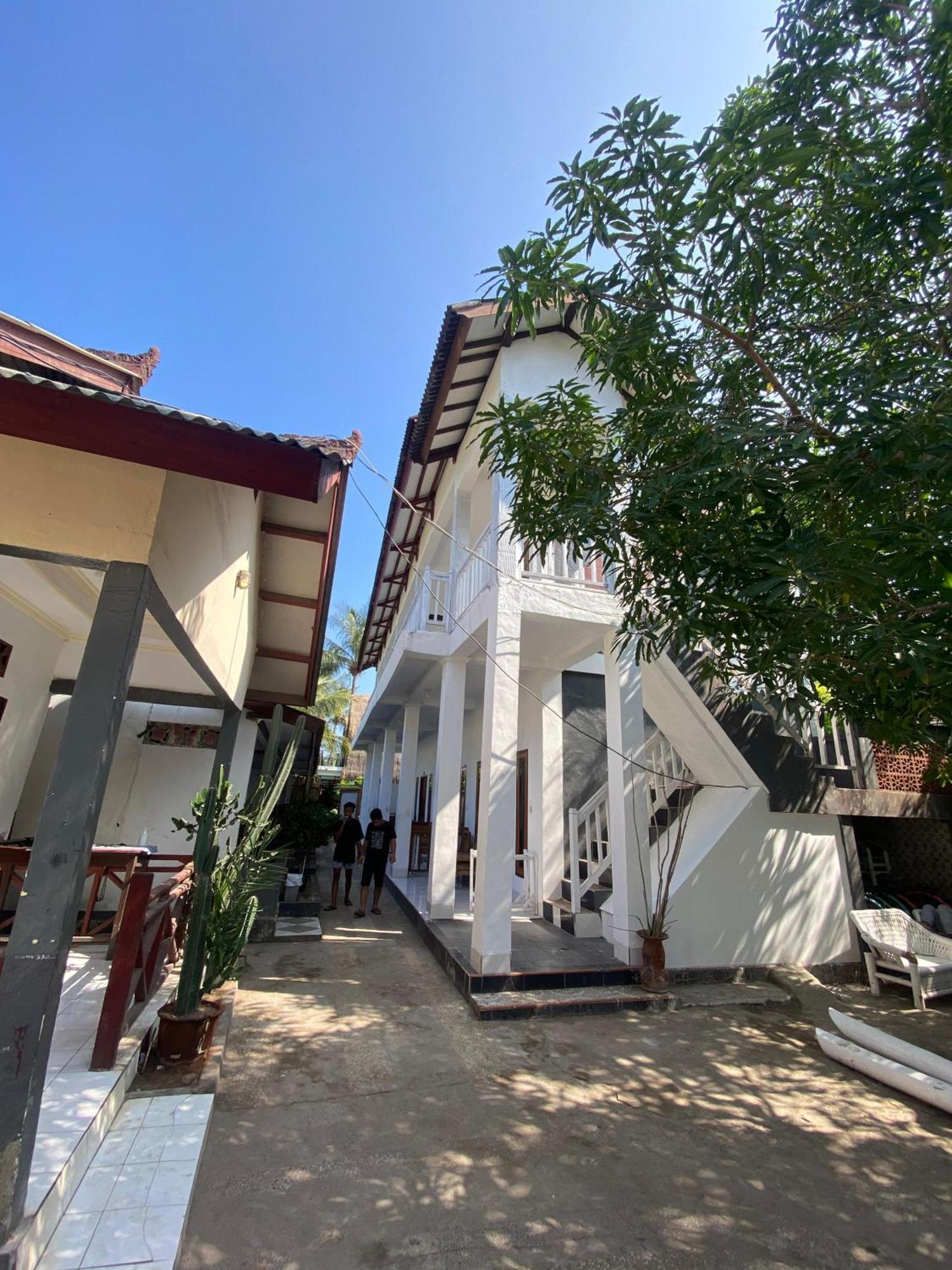 Bale Sunrise Hotel Gili Trawangan Eksteriør billede